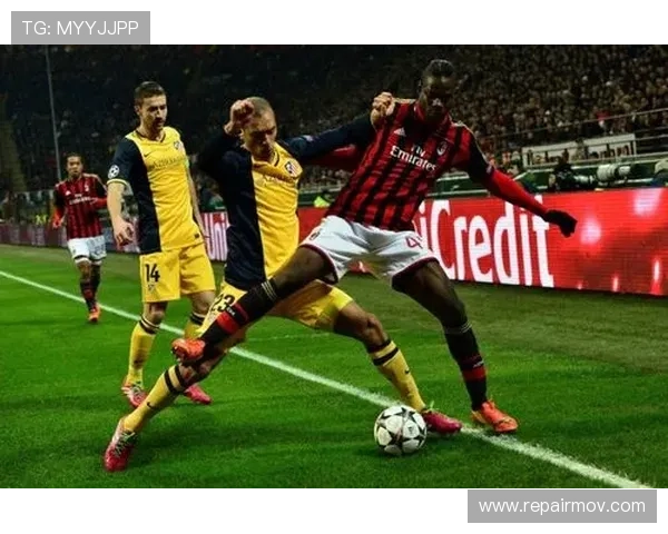 巴洛特利射门方式独特，赛场表现引发热议与关注